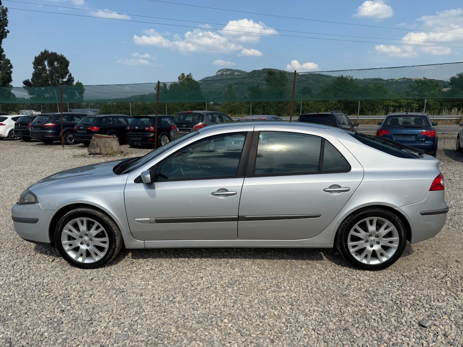 Renault Laguna 2.0DCI-150PS - изображение 8