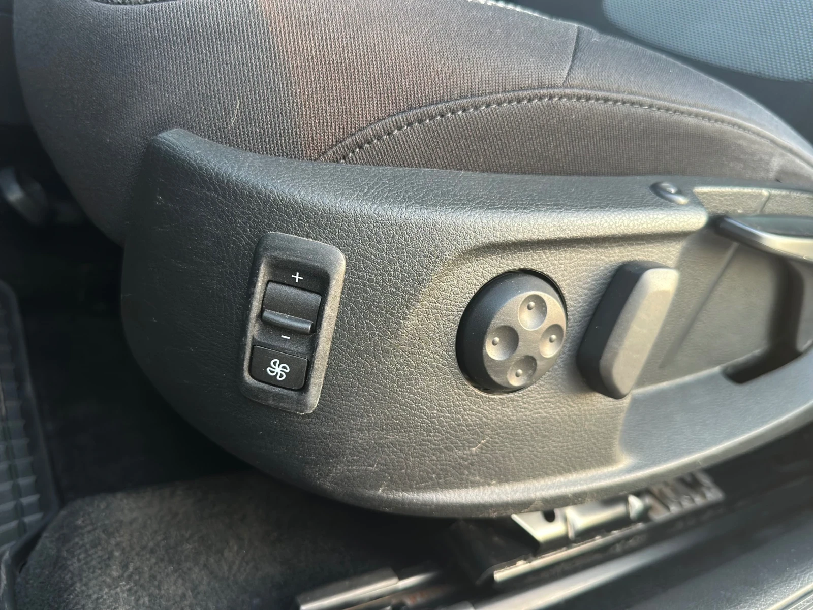 VW Passat 2.0TDI - изображение 10