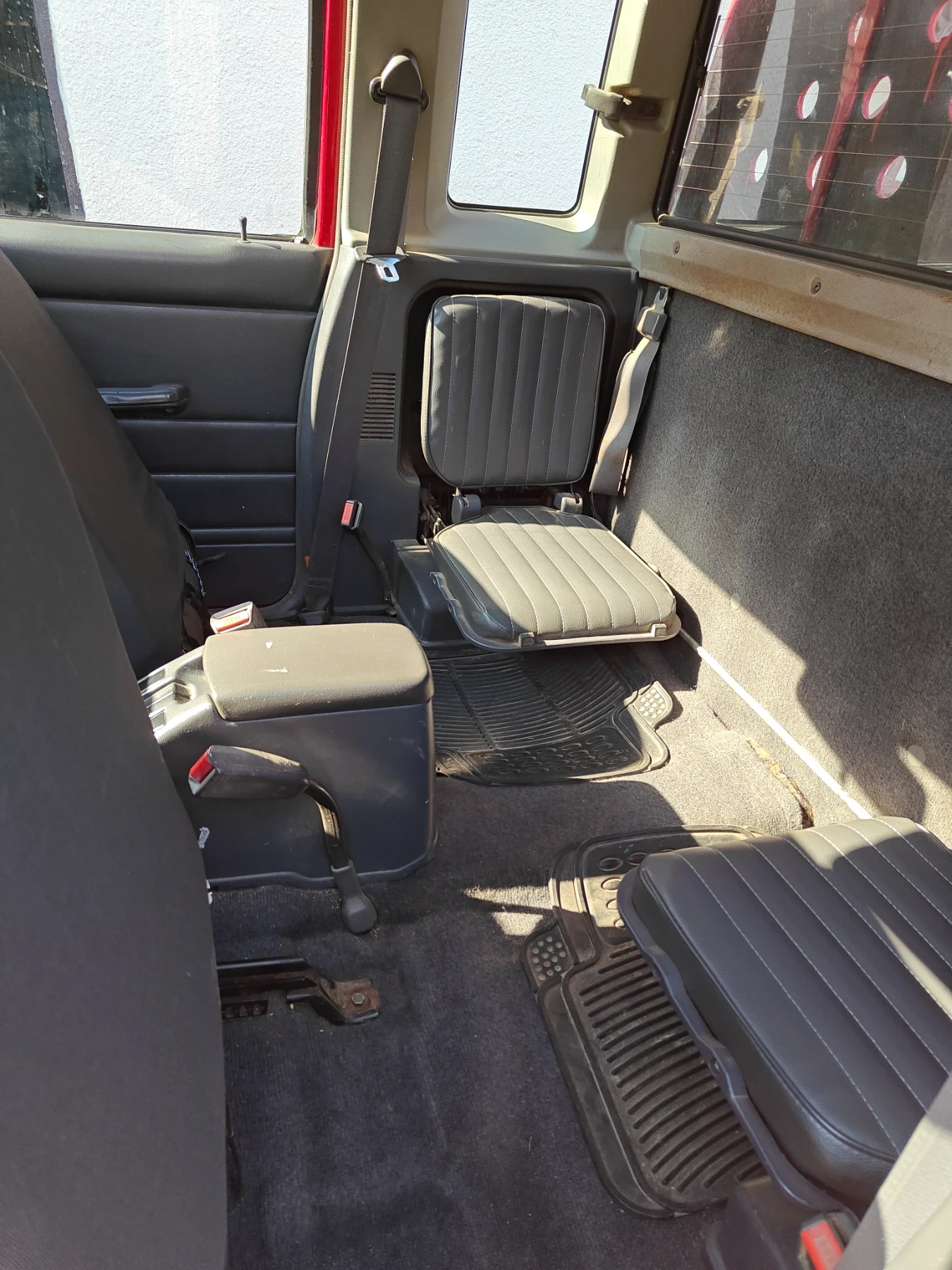 Nissan Pickup Kingkab - изображение 9