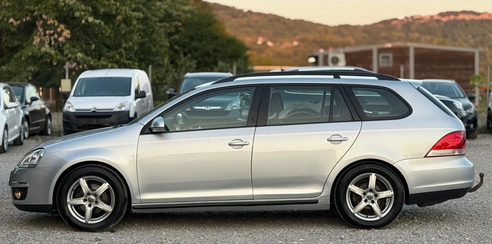 VW Golf 1.9TDi 105к.с * Климатроник*  - изображение 7