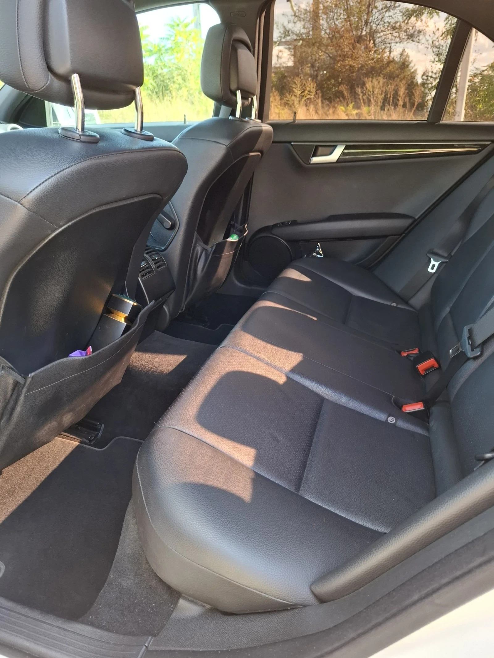 Mercedes-Benz C 300 3.5 4 Matic - изображение 7