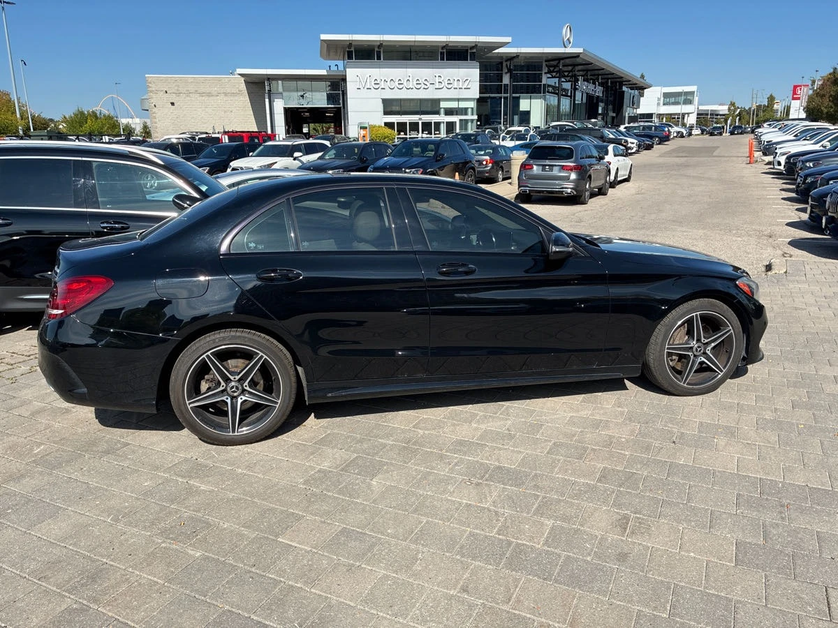 Mercedes-Benz C 300 * * 4MATIC * * CARFAX * * АВТО КРЕДИТ * *  - изображение 3