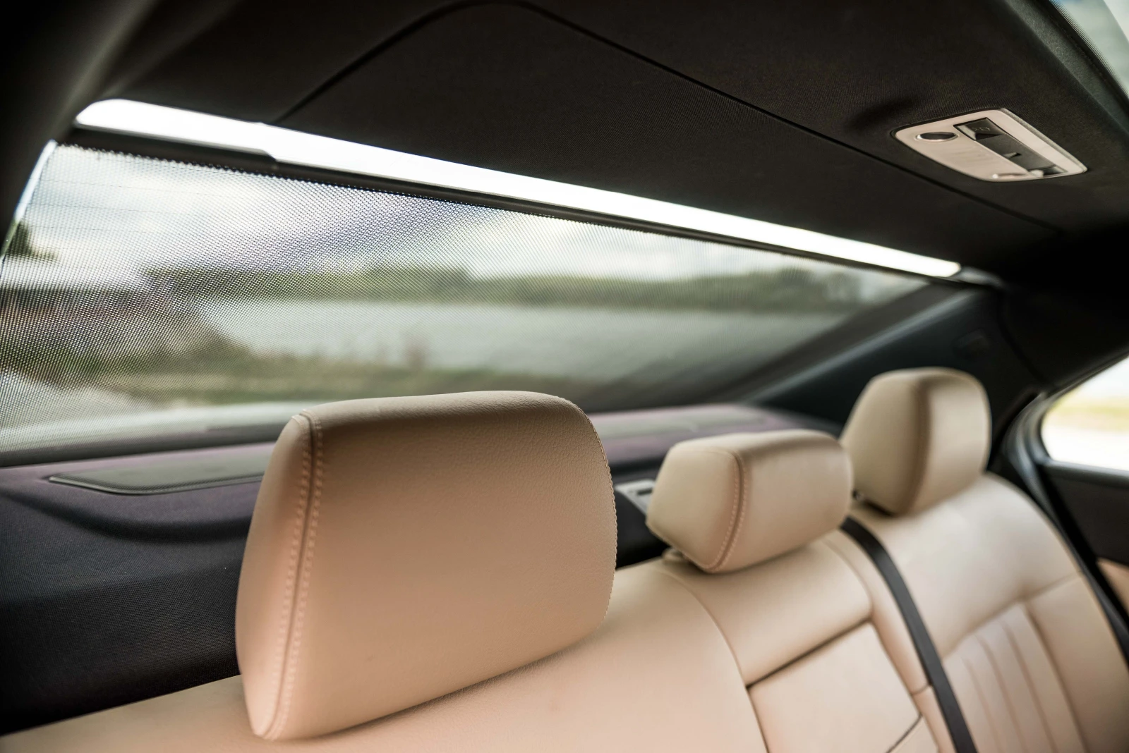 Mercedes-Benz E 500  - изображение 8