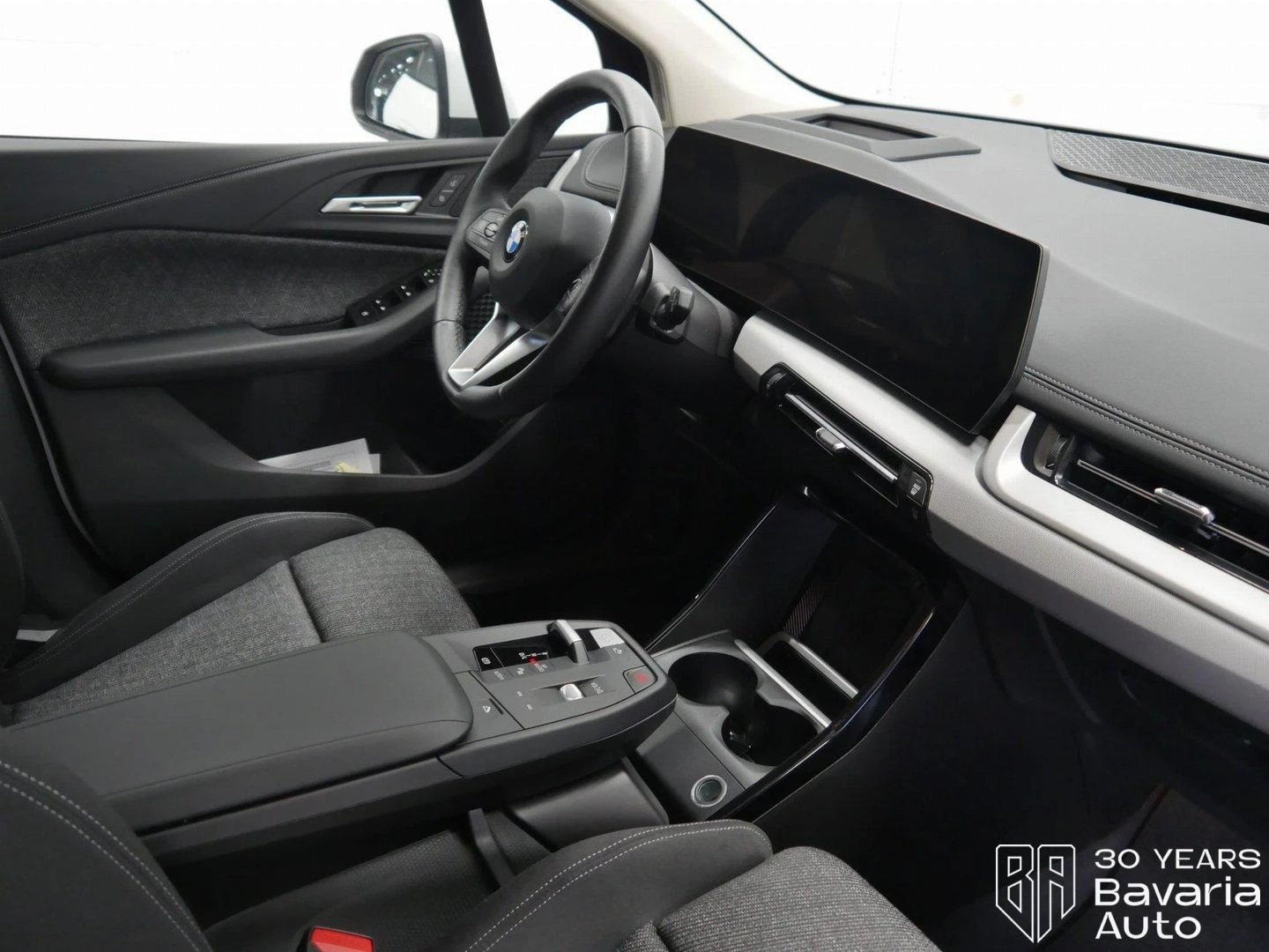 BMW 218 d Active Tourer Steptronic - изображение 7