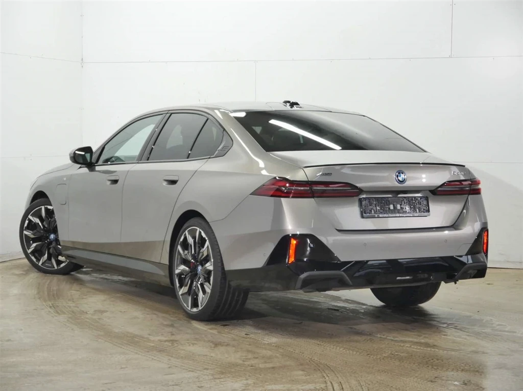 BMW 550 xDrive - изображение 8