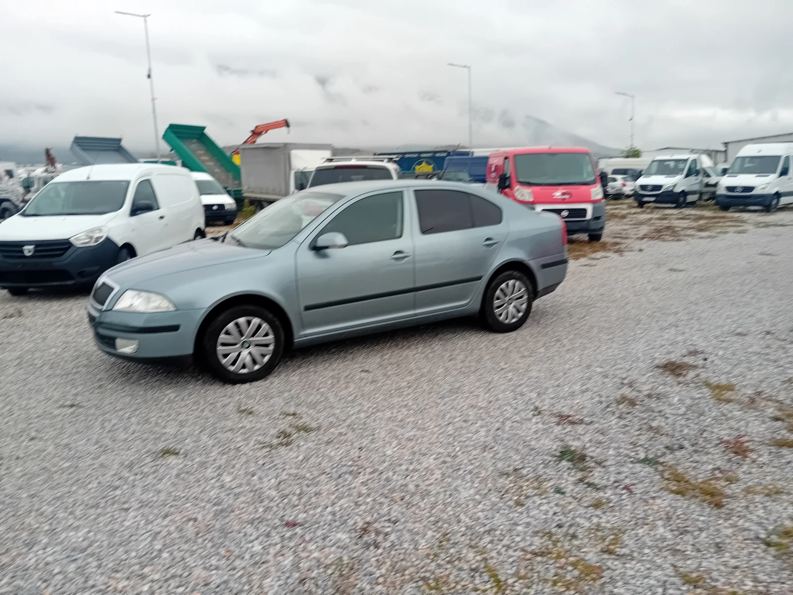 Skoda Octavia 1.6Mpi 102k.s - изображение 5