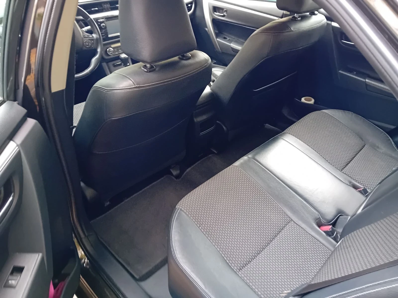 Toyota Corolla 2016 - изображение 5