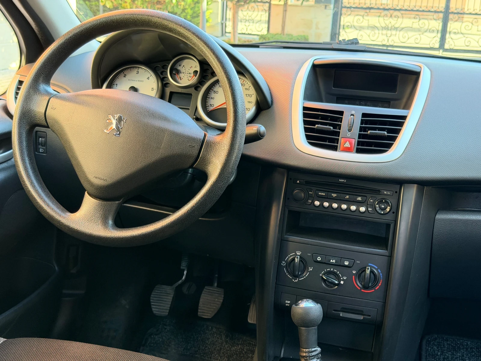 Peugeot 207 1600 HDI - изображение 8