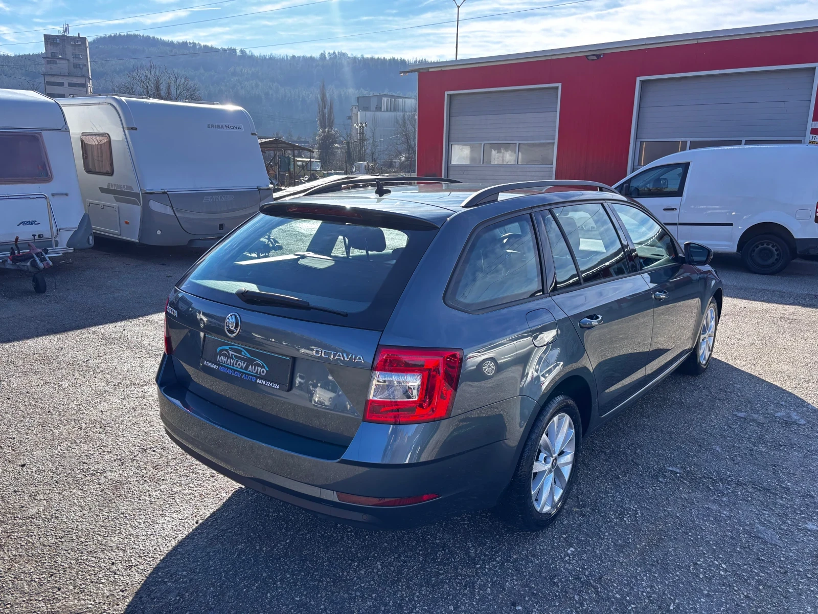 Skoda Octavia 1.6TDI 176 000км/NAVI/ЛЕТИ ДЖ./НОВ ВНОС - изображение 3