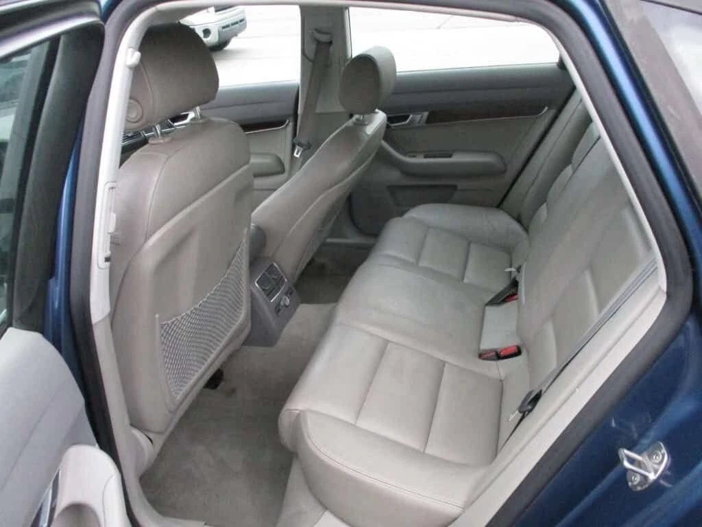 Audi A6 * 4dr Sdn 4.2L quattro Auto * CARFAX * ���� �� �� | Mobile.bg � ����������� 17