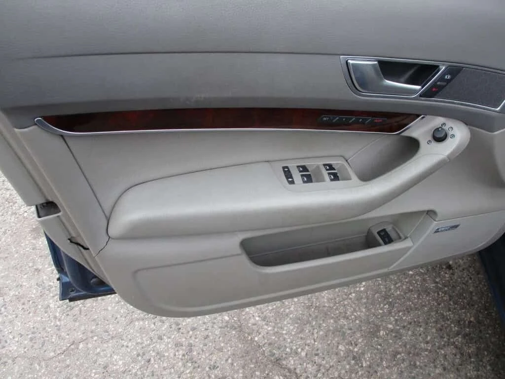 Audi A6 * 4dr Sdn 4.2L quattro Auto * CARFAX * ���� �� �� | Mobile.bg � ����������� 9