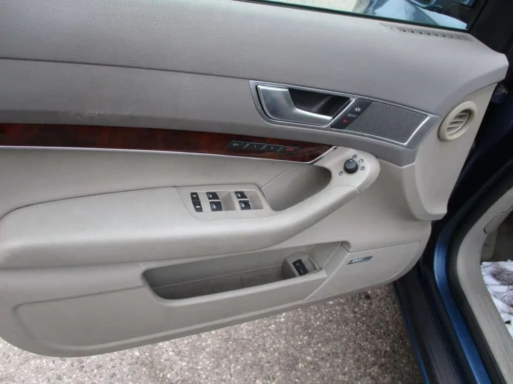 Audi A6 * 4dr Sdn 4.2L quattro Auto * CARFAX * ���� �� �� | Mobile.bg � ����������� 10