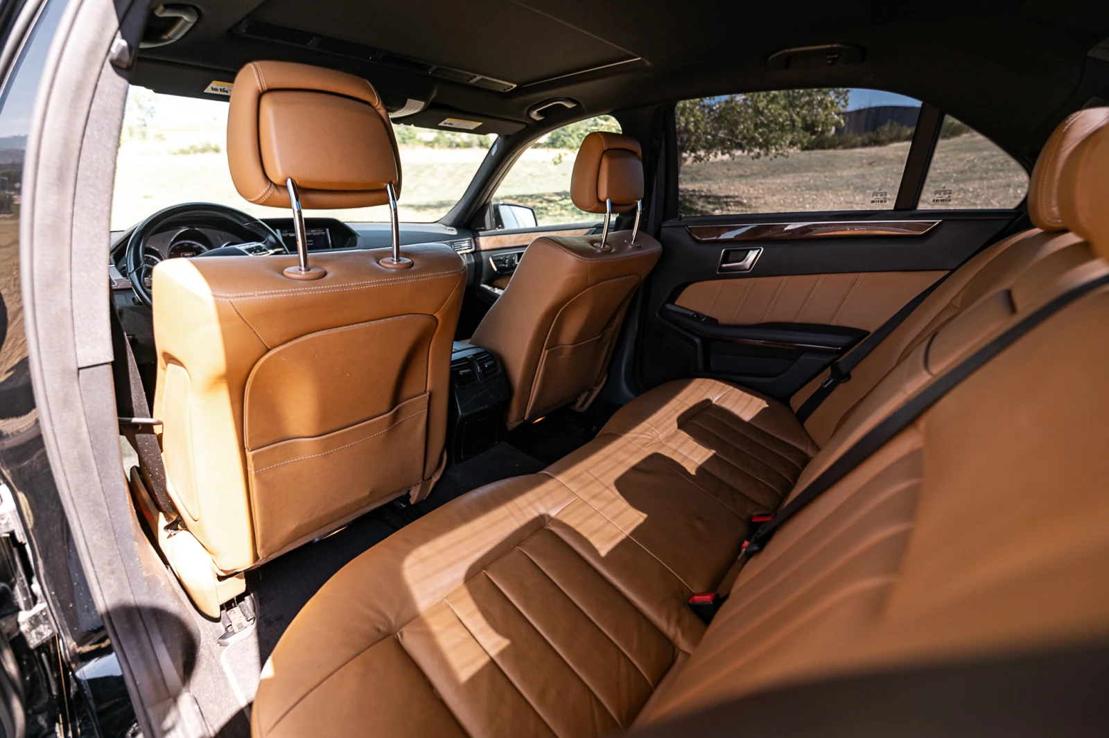 Mercedes-Benz E 350  - изображение 9