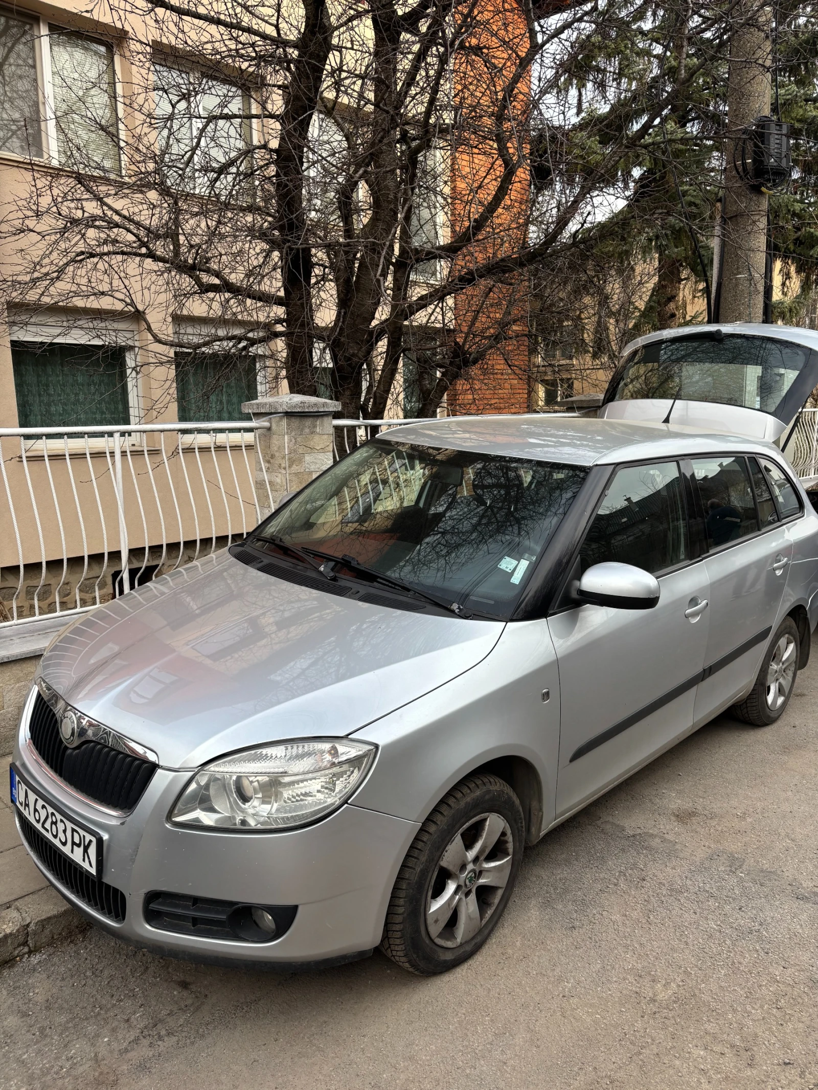 Skoda Fabia 1.4TDI, снимка 2 - Автомобили и джипове - 53767025