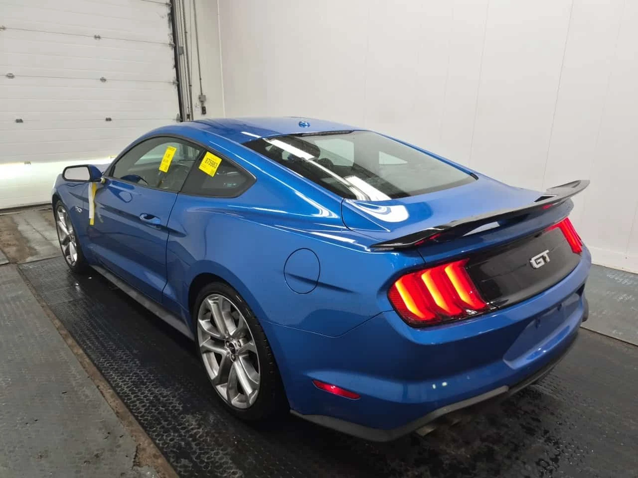 Ford Mustang * GT PREMIUM * CARFAX * 2 КЛЮЧА * ОБДУХВАНЕ * , снимка 4 - Автомобили и джипове - 54410293