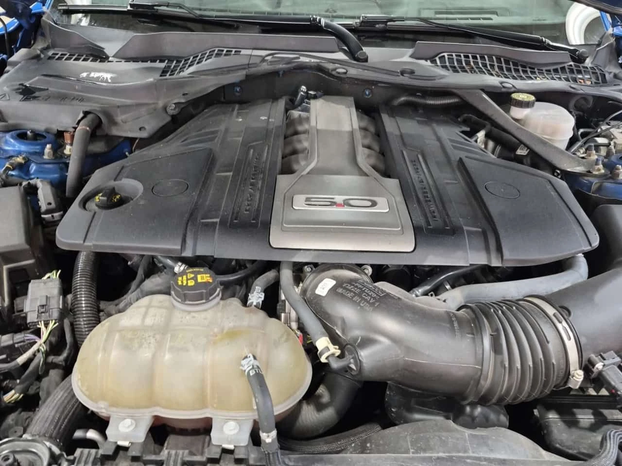 Ford Mustang * GT PREMIUM * CARFAX * 2 КЛЮЧА * ОБДУХВАНЕ * , снимка 16 - Автомобили и джипове - 54410293