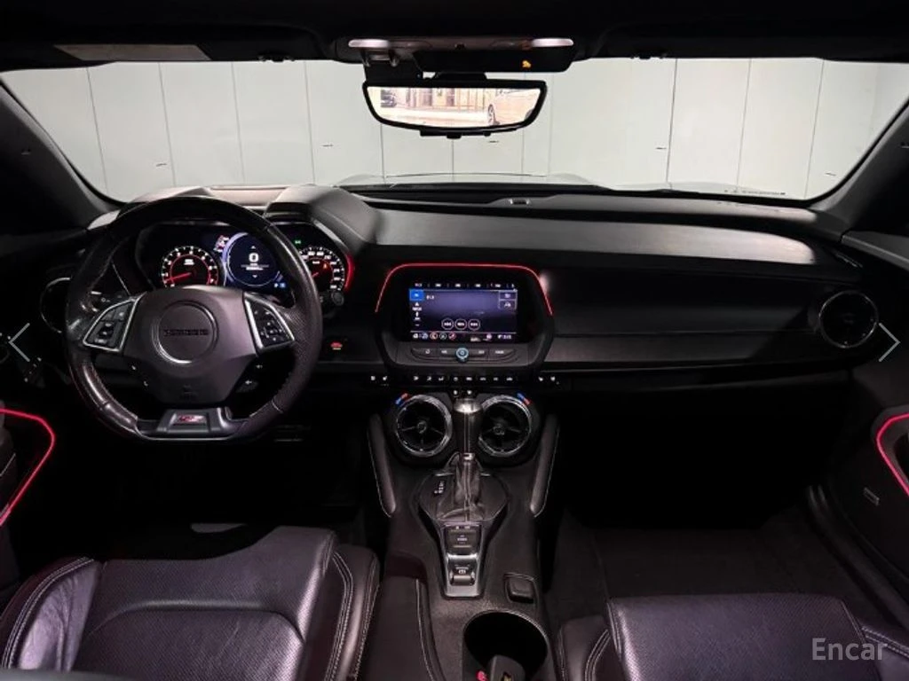 Chevrolet Camaro SS* 6.2* V8* ПОДГРЕВ* ОБДУХВАНЕ* КАМЕРА* КЕЙЛЕС* , снимка 9 - Автомобили и джипове - 54800452