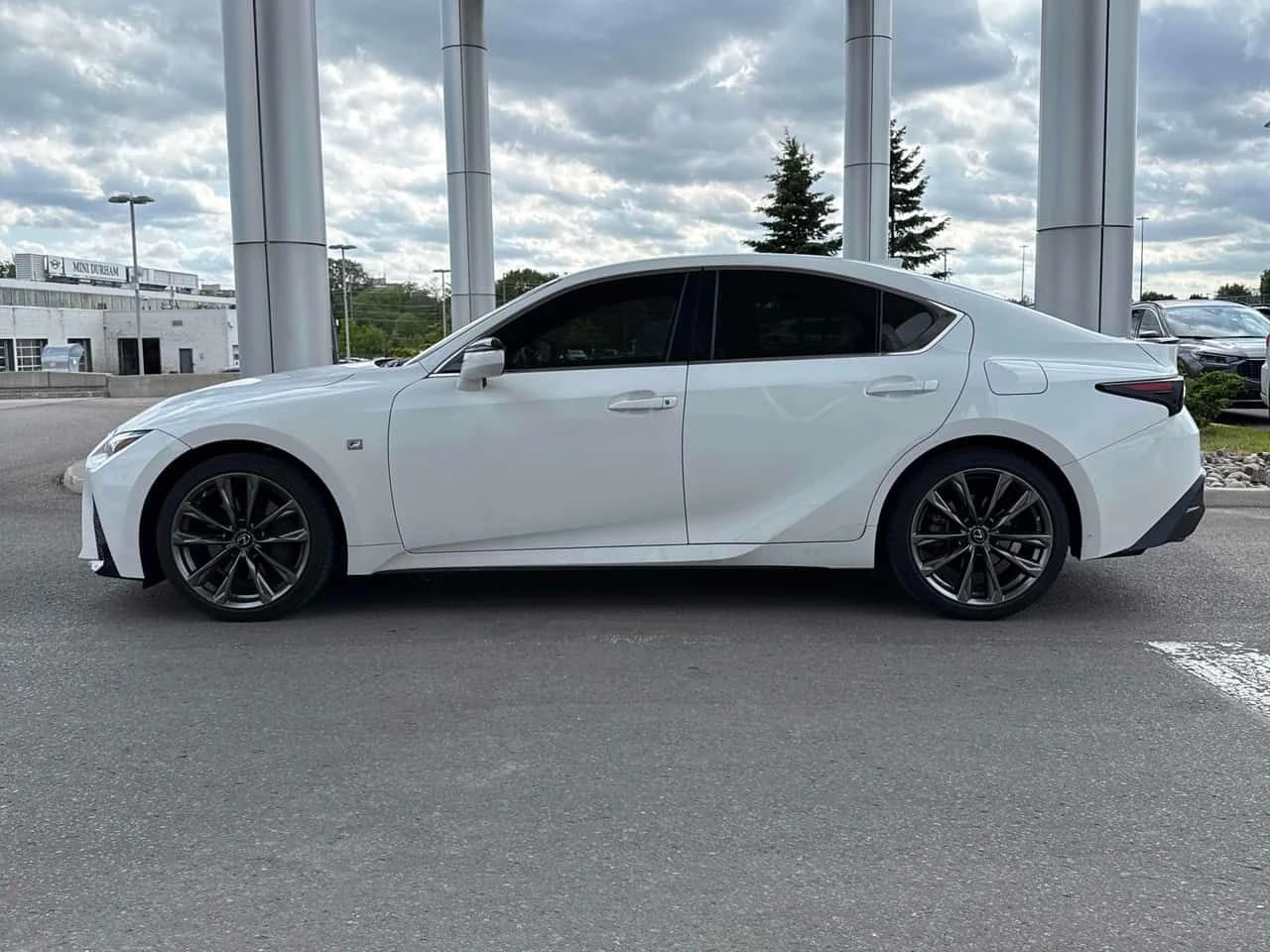 Lexus IS * 300 AWD * АВТОКРЕДИТ БЕЗ ПЪРВОНАЧАЛНА ВНОСКА* , снимка 2 - Автомобили и джипове - 54822661