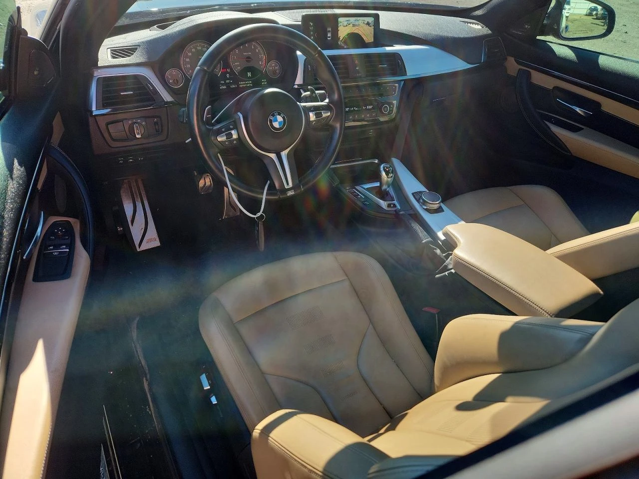 BMW M4 * COUPE* КОЖА* ПОДГРЕВ* КАМЕРА* ШИБИДАХ* , снимка 8 - Автомобили и джипове - 55223197