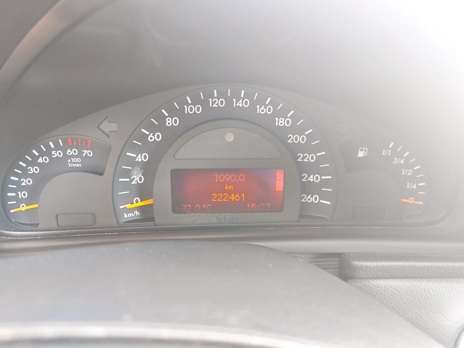 Mercedes-Benz 240 C, снимка 8 - Автомобили и джипове - 55479253