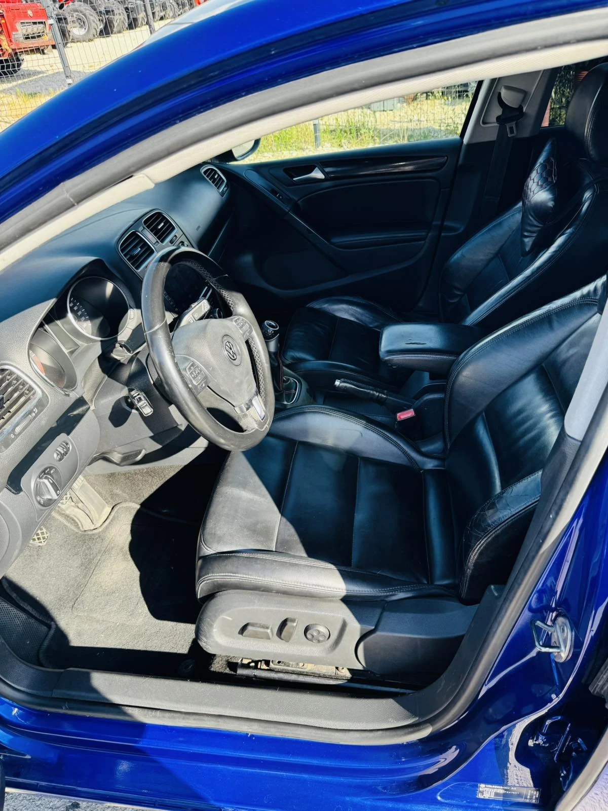 VW Golf 2.0 TDI, снимка 8 - Автомобили и джипове - 55564880