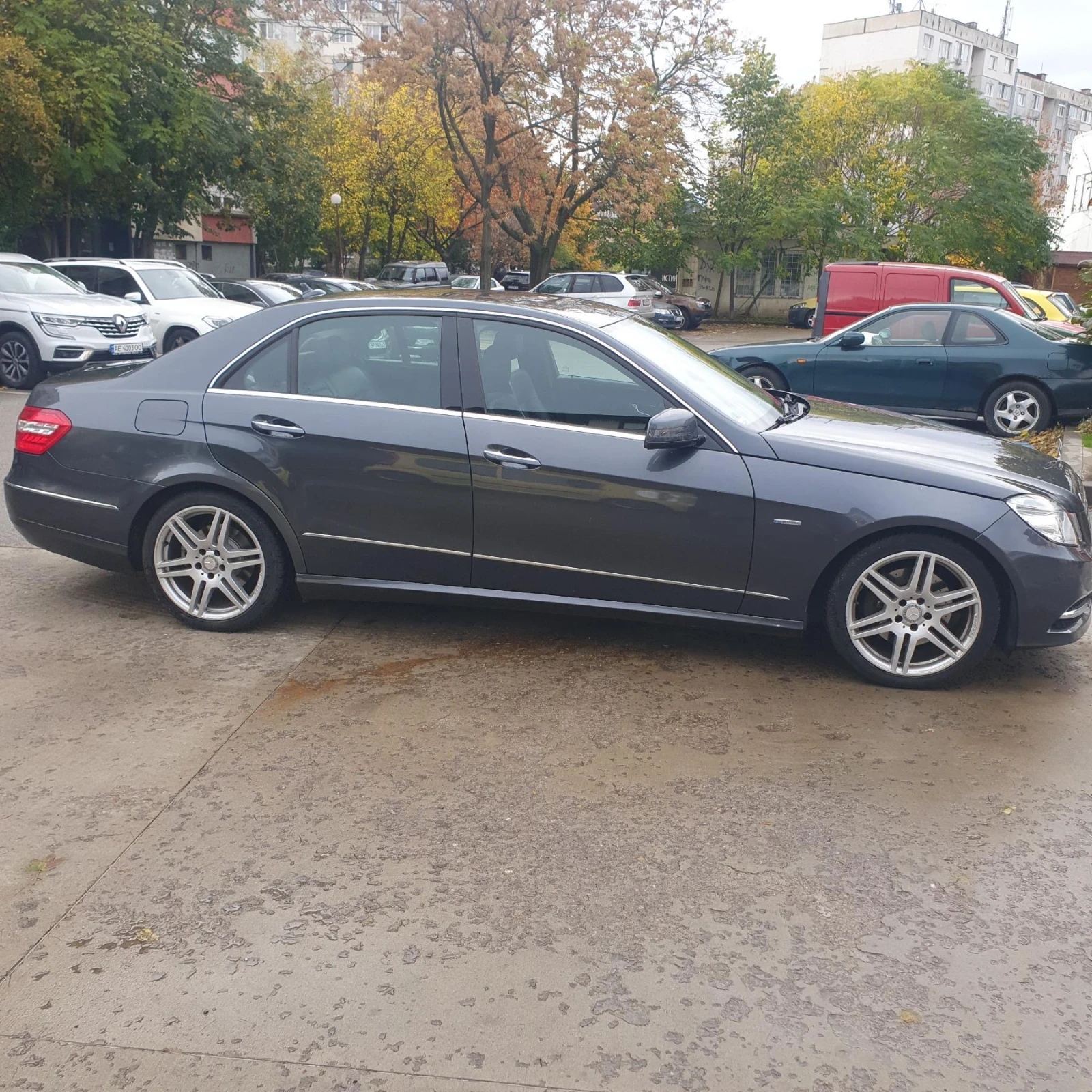 Mercedes-Benz E 300 CDI, снимка 7 - Автомобили и джипове - 56261099
