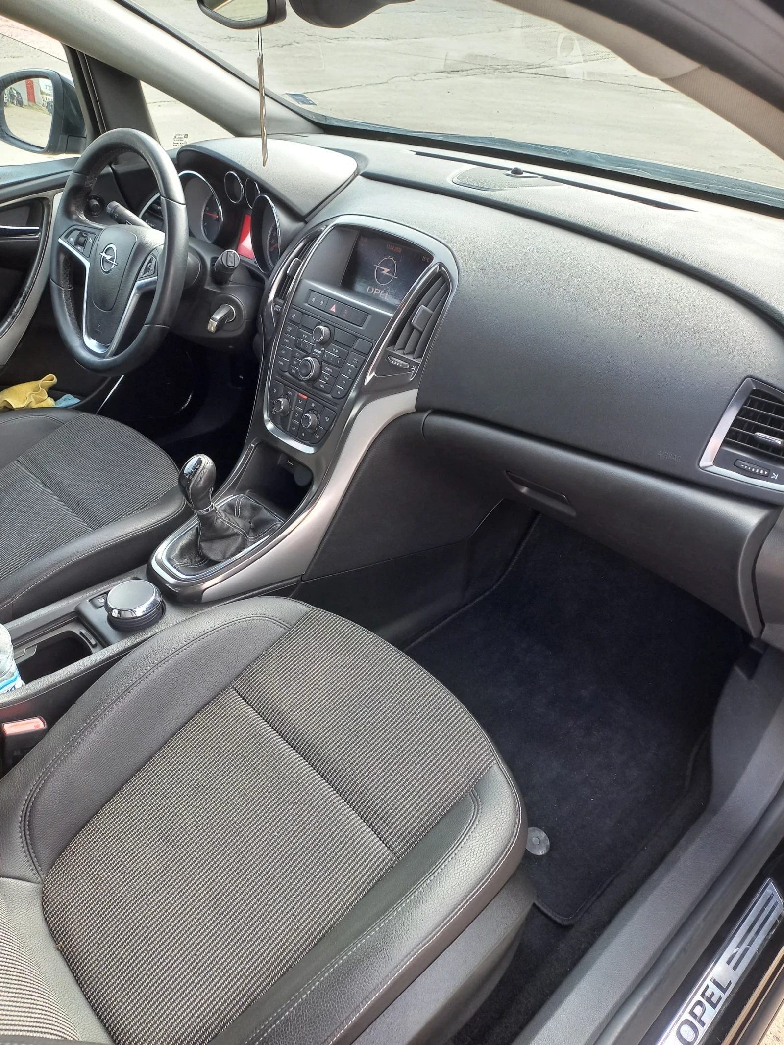 Opel Astra, снимка 10 - Автомобили и джипове - 56340804