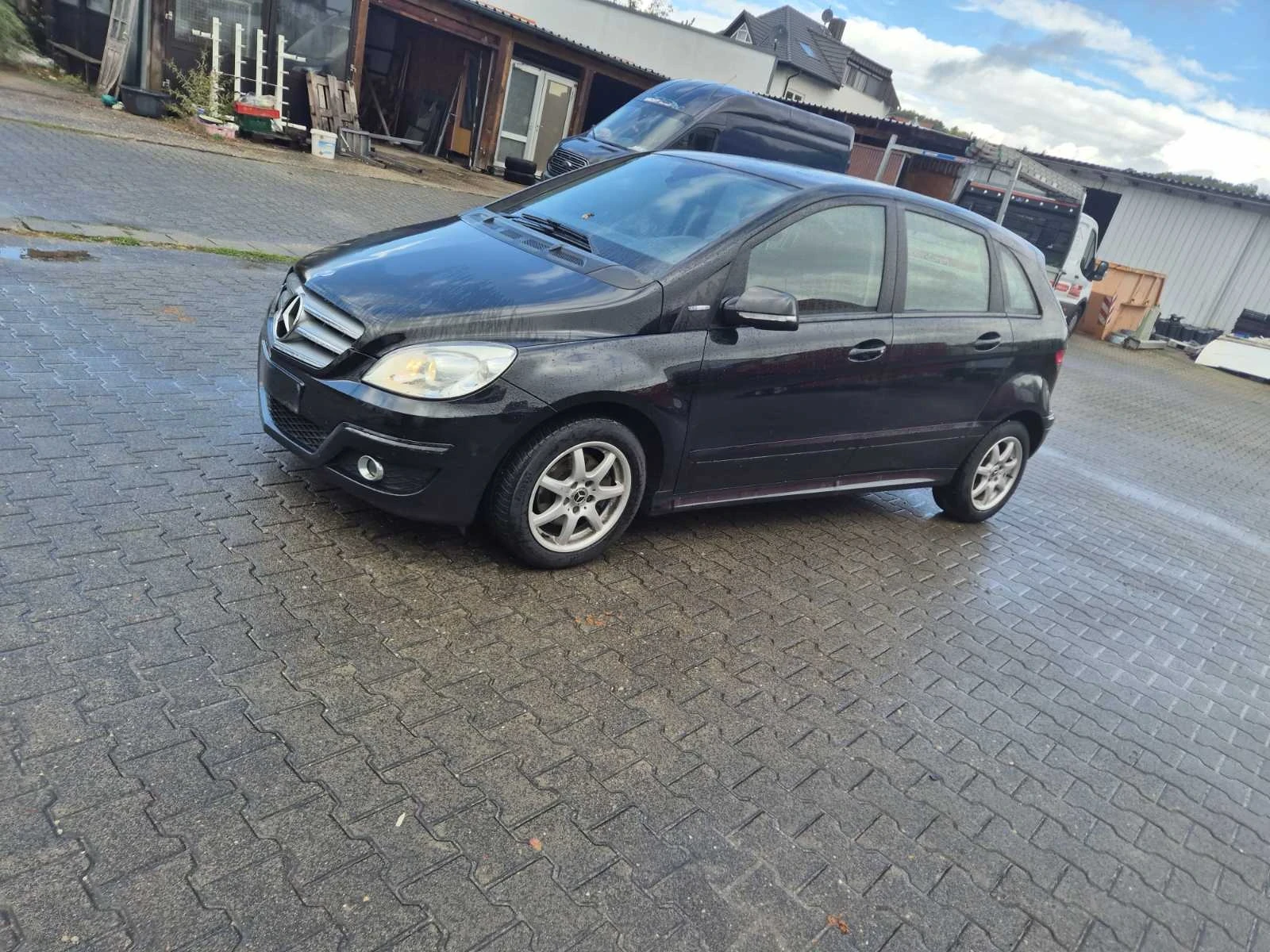 Mercedes-Benz B 170, снимка 2 - Автомобили и джипове - 56687663