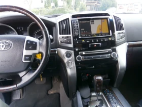 Toyota Land cruiser 200* V8* 6+ 1* FULL* , снимка 10