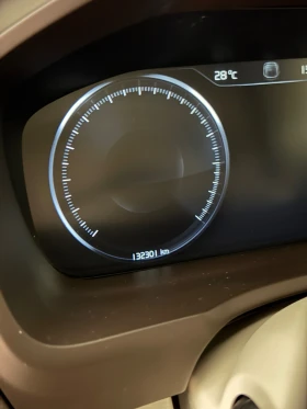 Volvo Xc90 D5 AWD, снимка 11