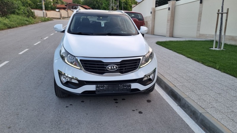 Kia Sportage, снимка 3 - Автомобили и джипове - 45964426