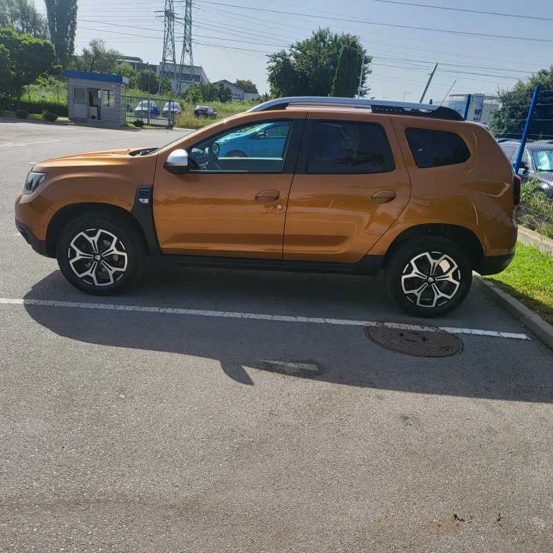 Dacia Duster, снимка 6 - Автомобили и джипове - 47215201