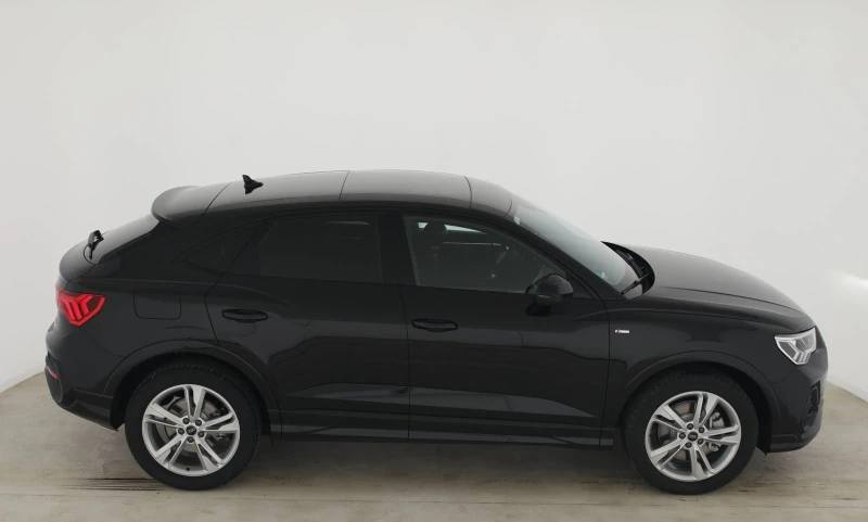 Audi Q3 Sportback 40 TDI Quattro = S-line= Гаранция, снимка 3 - Автомобили и джипове - 49572852