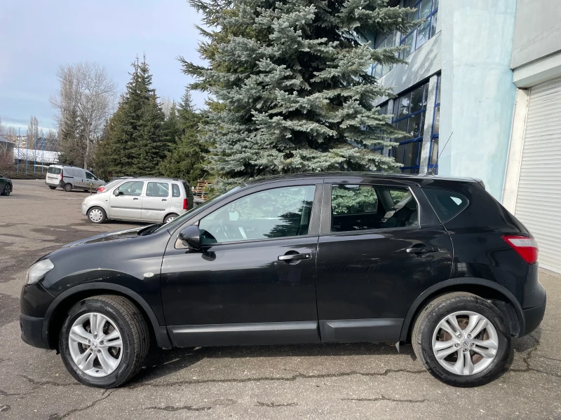 Nissan Qashqai 1.5, снимка 12 - Автомобили и джипове - 53599221