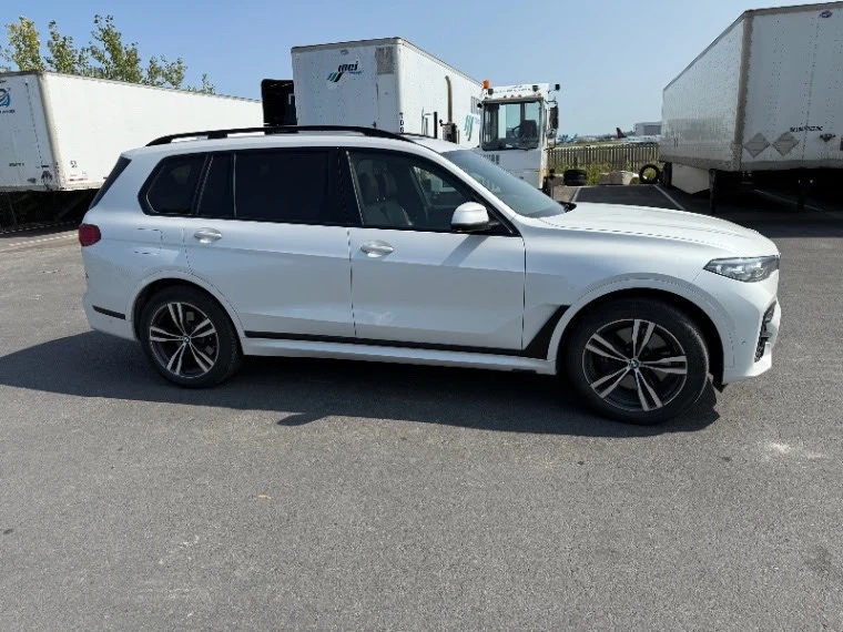 BMW X7 xDrive 40  - изображение 2
