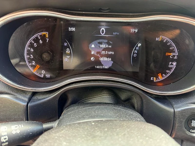 Jeep Cherokee, снимка 8 - Автомобили и джипове - 54714659