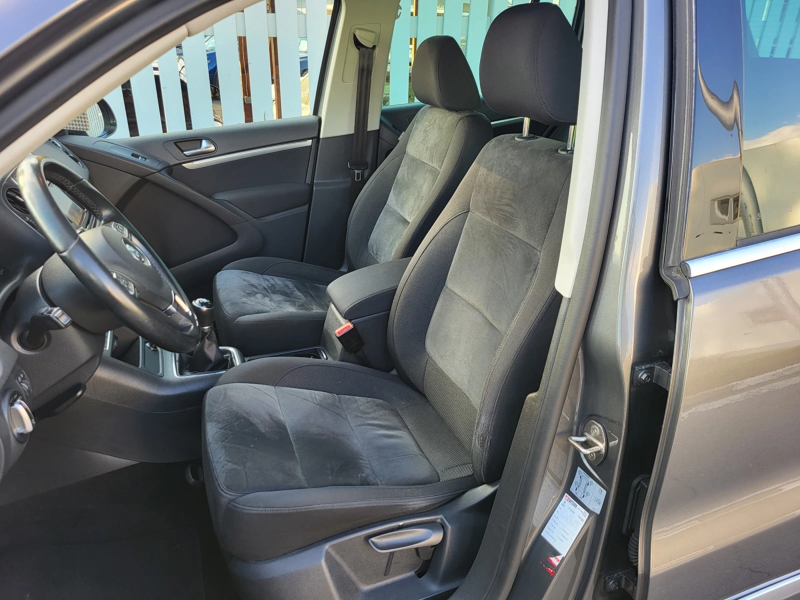 VW Tiguan 2.0 TDI 110 KC FACE-LIFT НОВ ВНОС ИТАЛИЯ - изображение 9