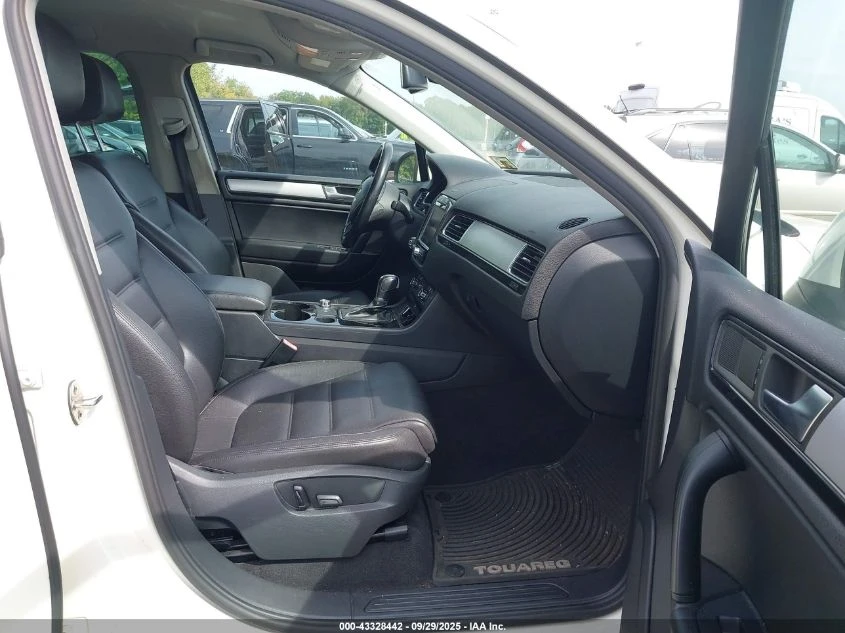 VW Touareg 3.6L V-6 DI, DOHC, VVT, 280HP All Wheel Drive | Mobile.bg   12