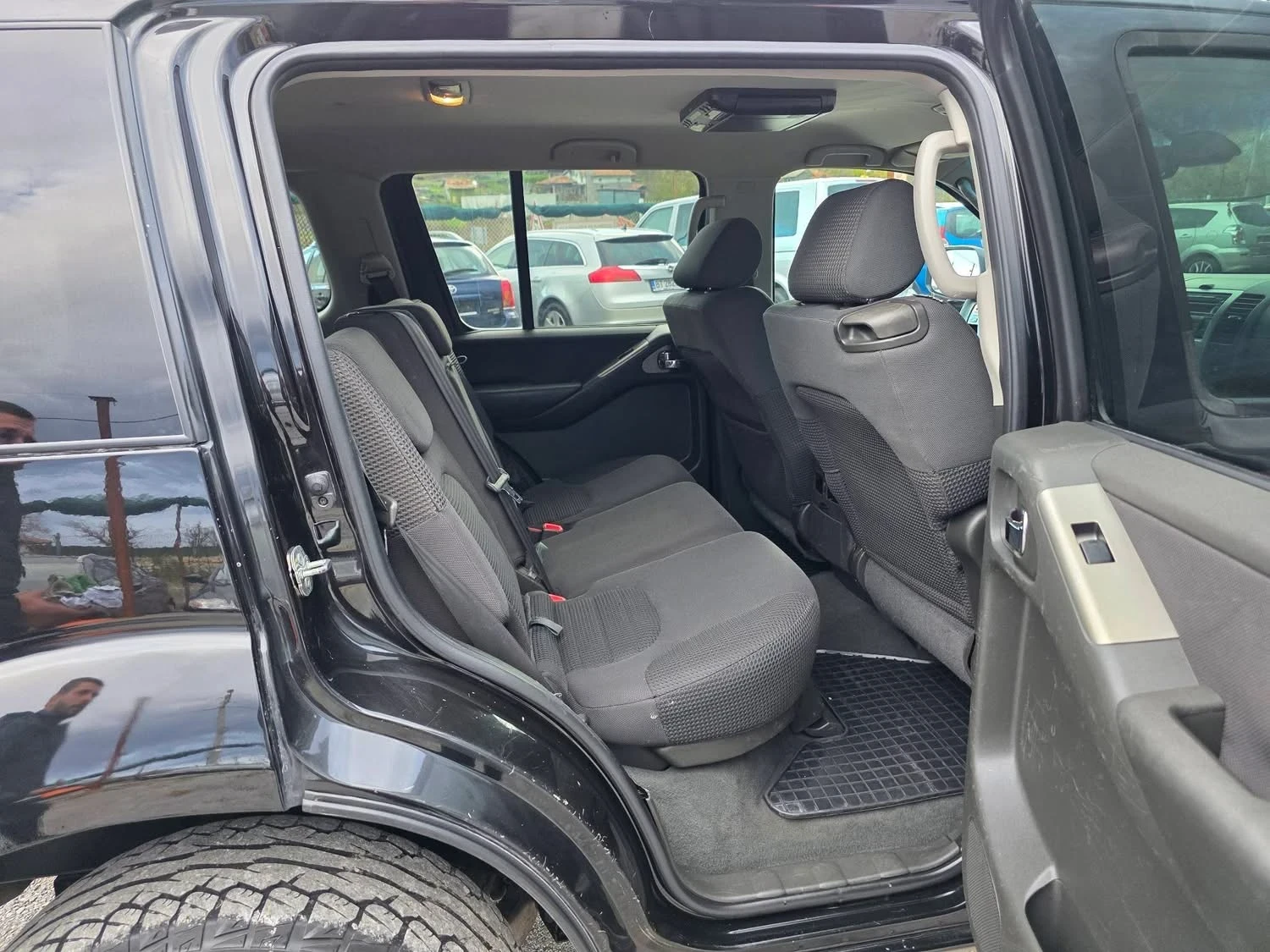 Nissan Pathfinder 2.5DCI 174K.C. / 7 МЕСТЕН / КЛИМАТИК / - изображение 8