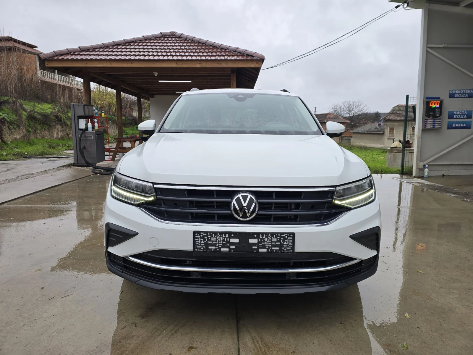VW Tiguan 2.0TDI 150к.с LIFE Топ състояние  - изображение 3