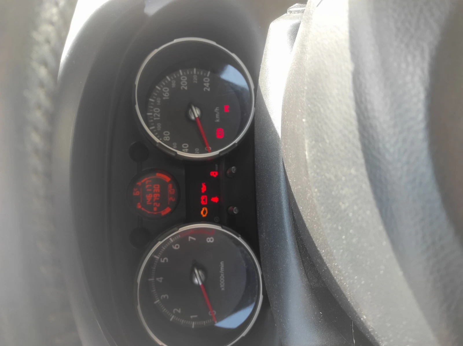 Nissan Qashqai, снимка 8 - Автомобили и джипове - 54098615