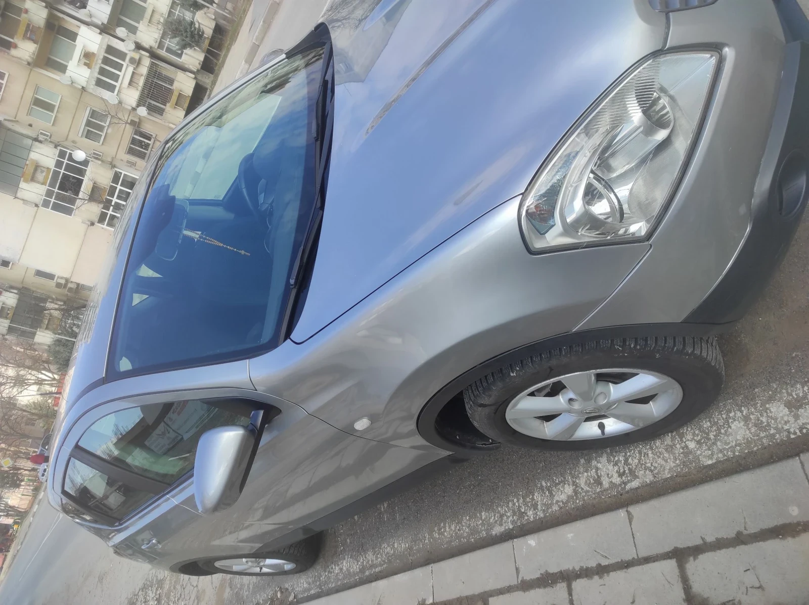 Nissan Qashqai, снимка 3 - Автомобили и джипове - 54098615