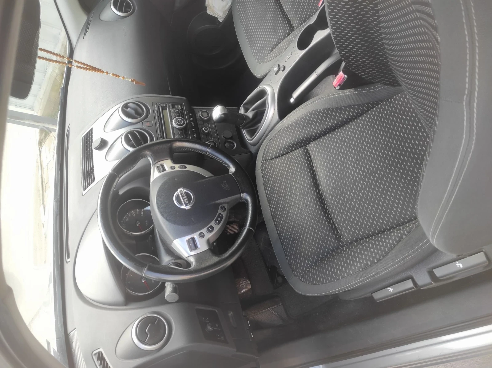 Nissan Qashqai, снимка 5 - Автомобили и джипове - 54098615