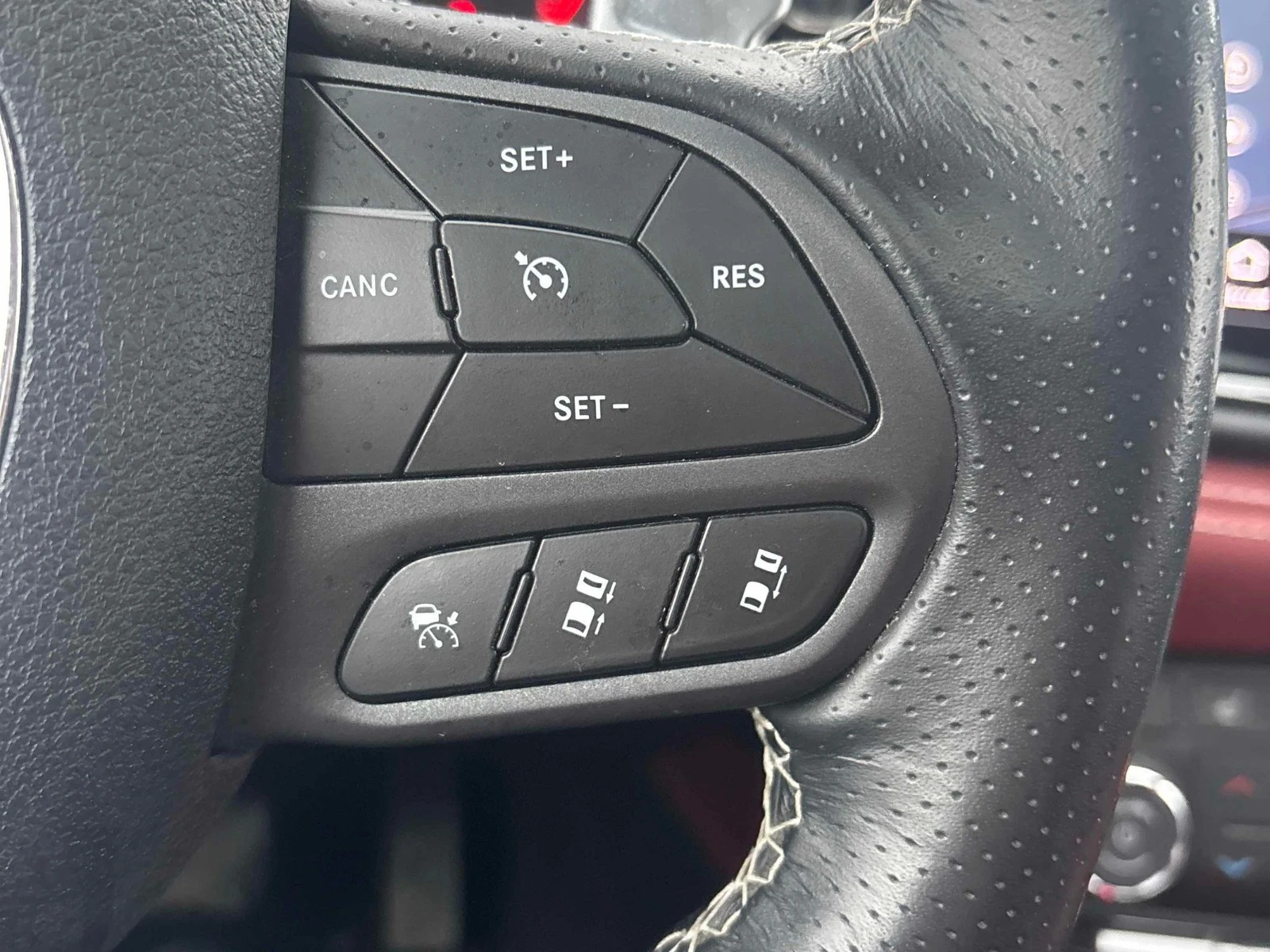 Dodge Durango SRT 392 Premium РЕГИСТРАЦИЯ & ОБСЛУЖВАНЕ, снимка 10 - Автомобили и джипове - 54123315