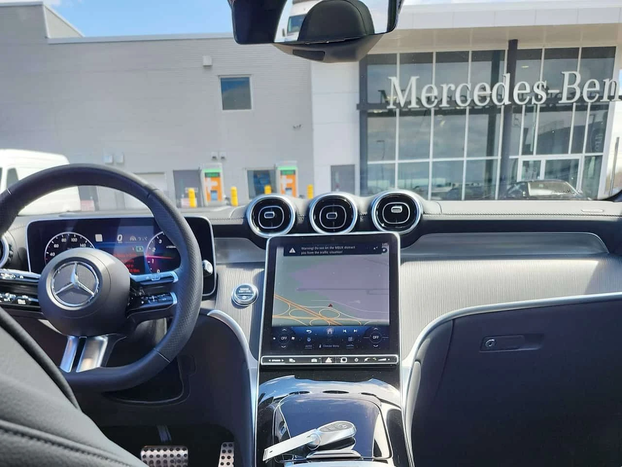 Mercedes-Benz GLC 300 /360/DIS/BURMESTER/АВТОКРЕДИТ , снимка 9 - Автомобили и джипове - 54651819