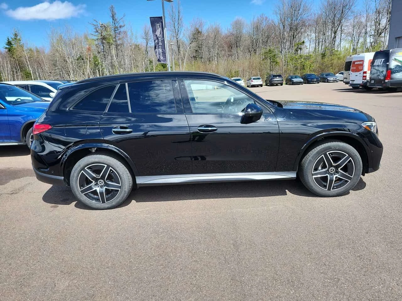 Mercedes-Benz GLC 300 /360/DIS/BURMESTER/АВТОКРЕДИТ , снимка 3 - Автомобили и джипове - 54651819