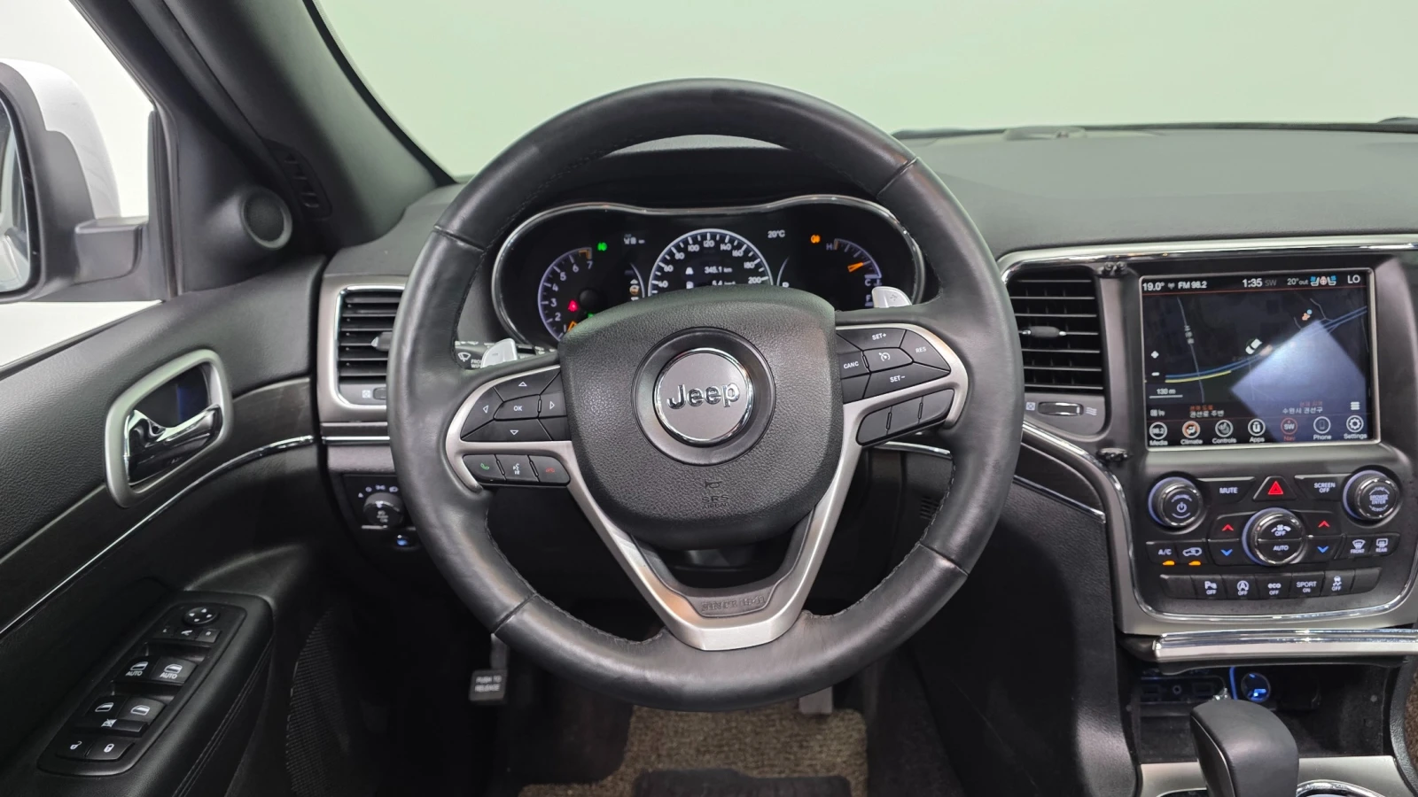 Jeep Grand cherokee 3.6 Limited WK2 , снимка 13 - Автомобили и джипове - 54697815