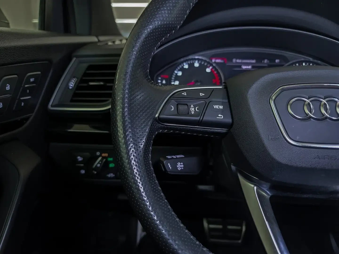 Audi Q5, снимка 14 - Автомобили и джипове - 54780199