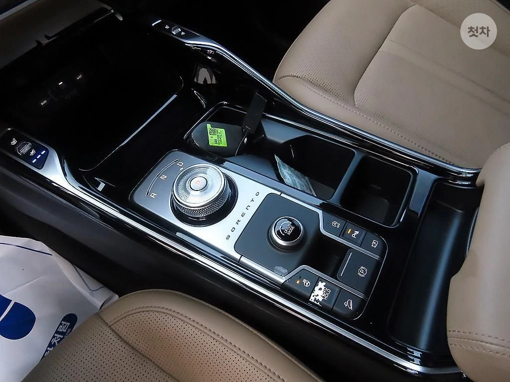Kia Sorento 2.5T PRESTIGE PANORAMA/360CAM/FULL, снимка 12 - Автомобили и джипове - 55407343