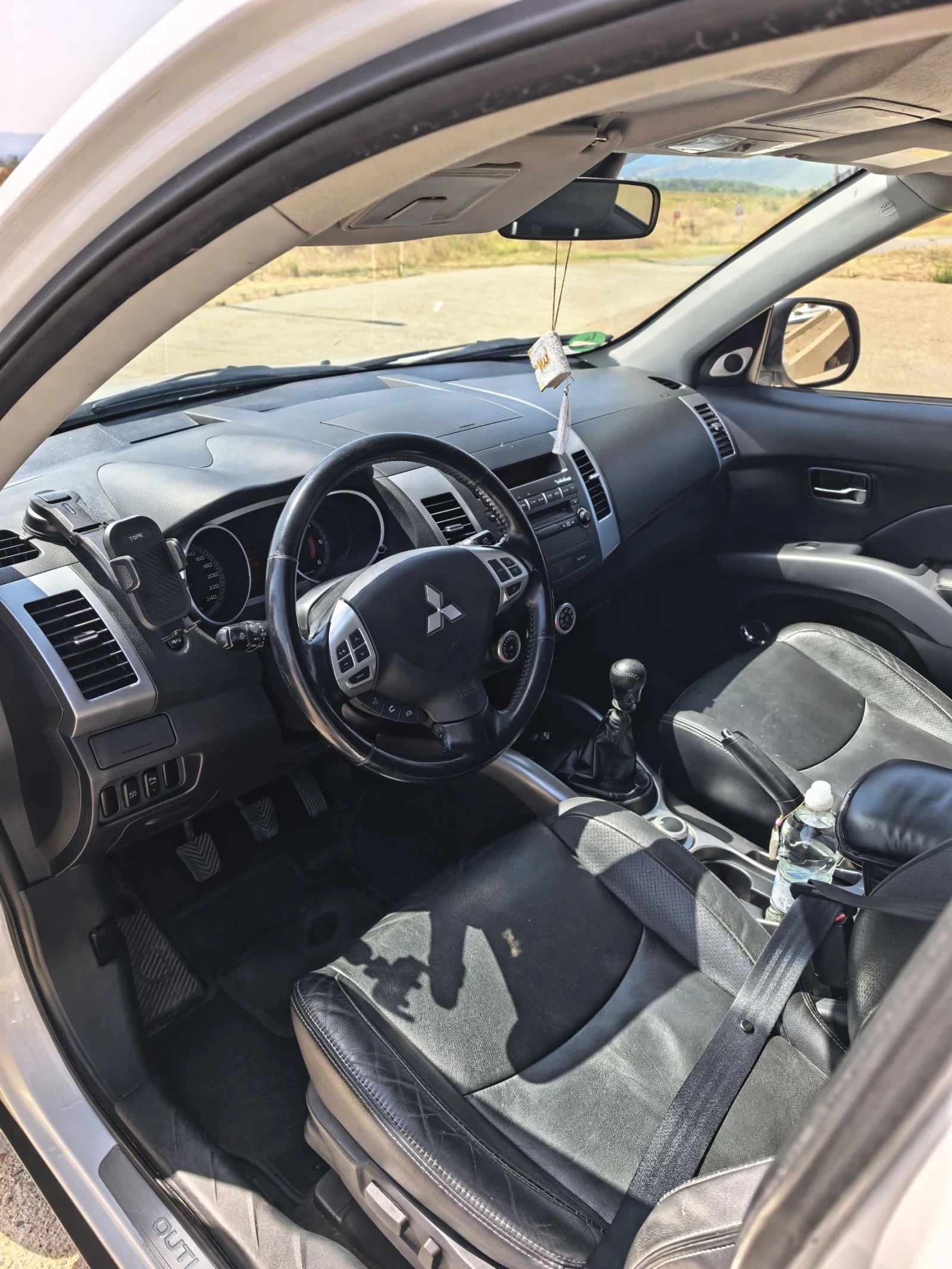 Mitsubishi Outlander, снимка 9 - Автомобили и джипове - 55874298
